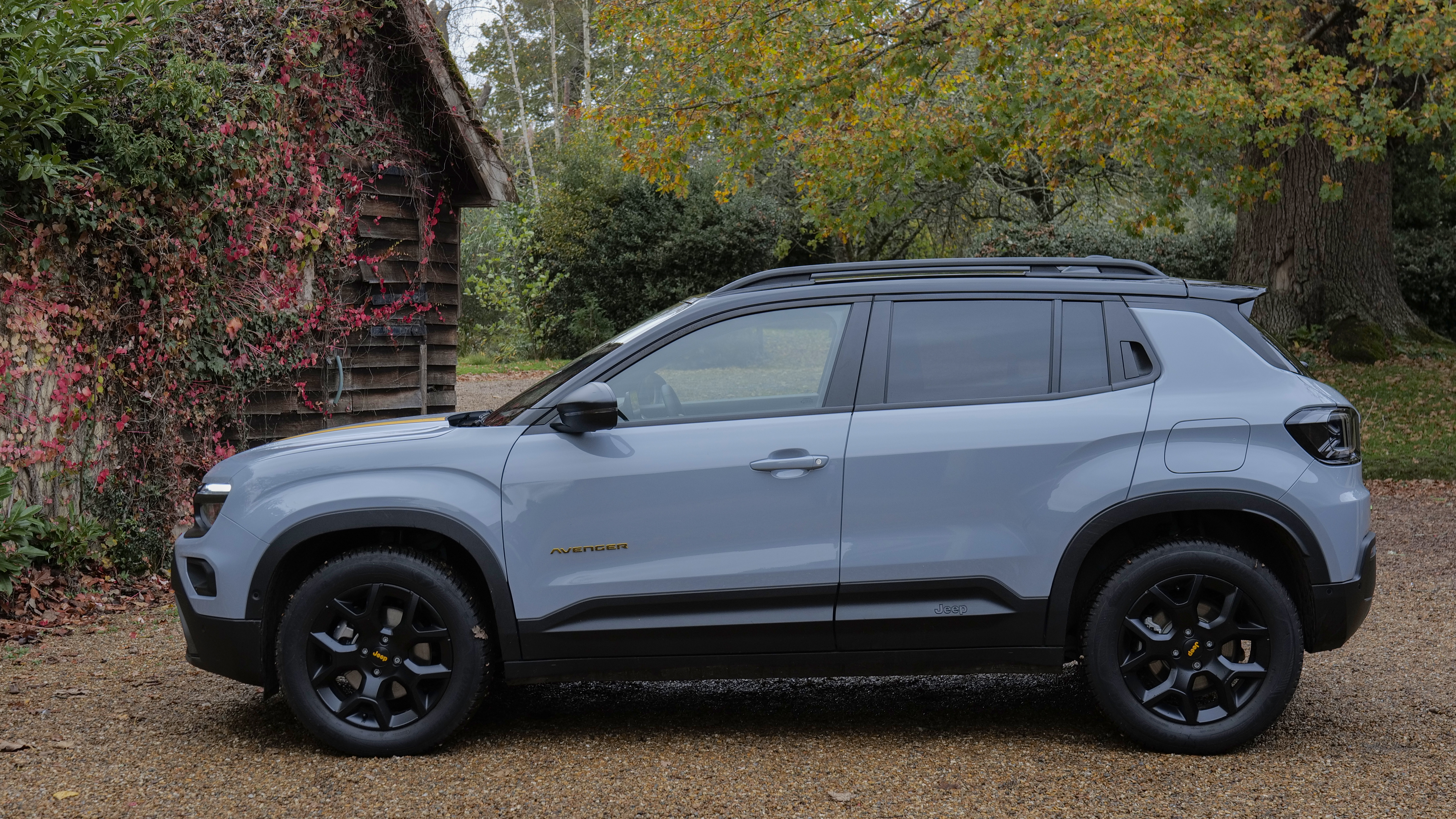 JEEP AVENGER HATCHBACK 1.2 E-AWD e-Hybrid Upland 5dr DCT